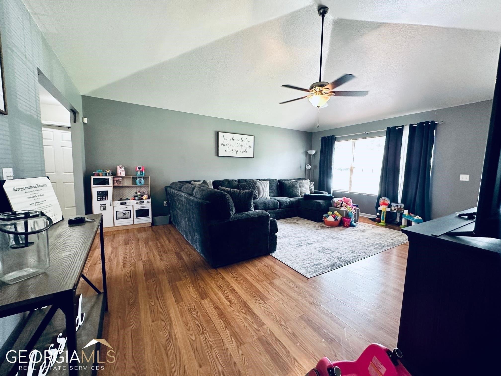 Scotch Pine Ave, Statesboro, GA 30458