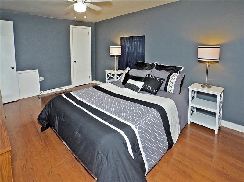 Gernert Dr, Verona, PA 15147
