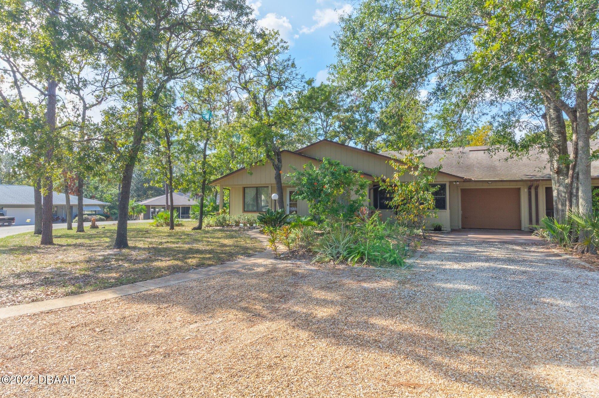 Lakepoint Cir, Port Orange, FL 32128