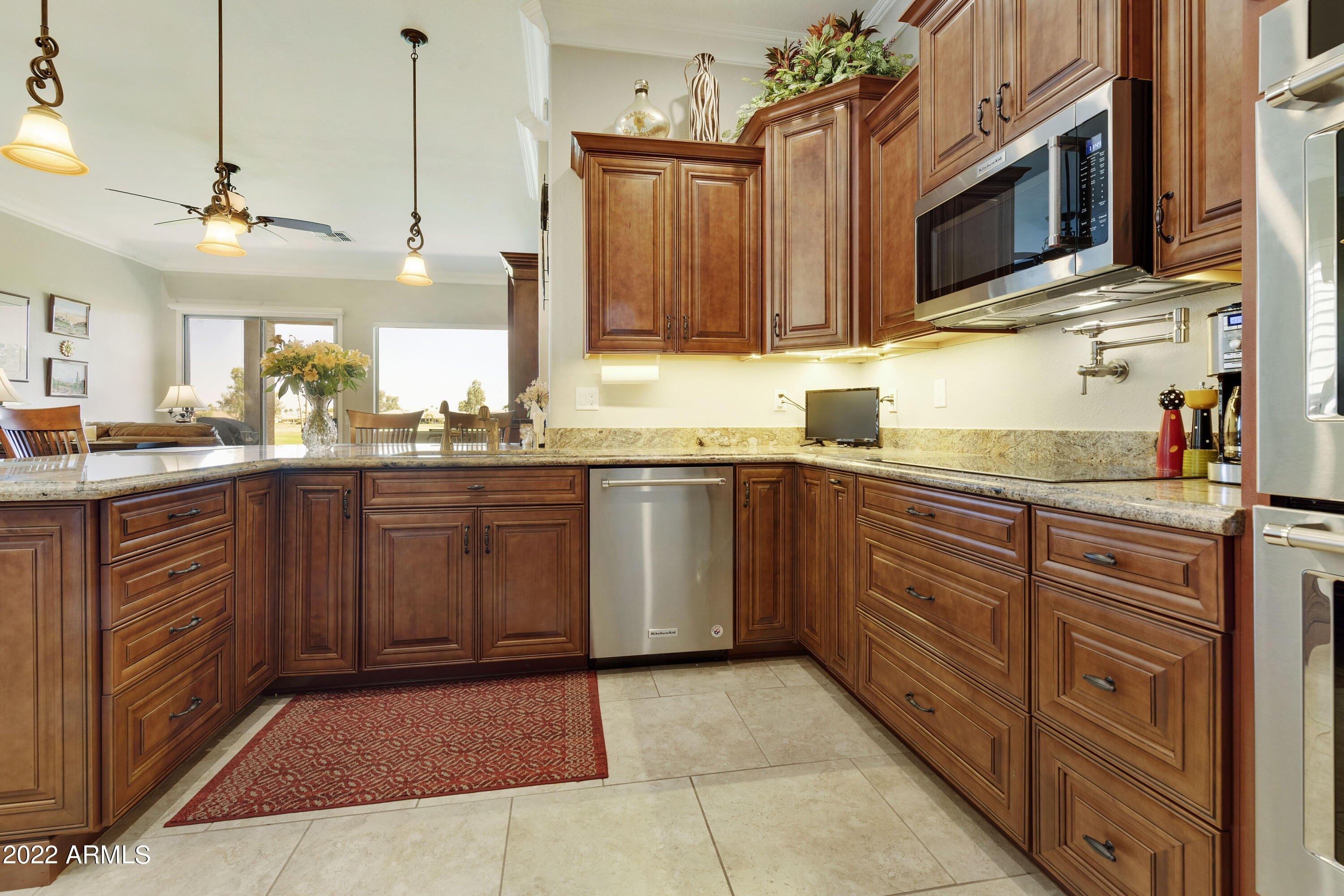 S Golfview Dr, Sun Lakes, AZ 85248