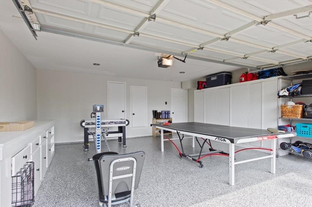 Trails End Dr, Dallas, TX 75248