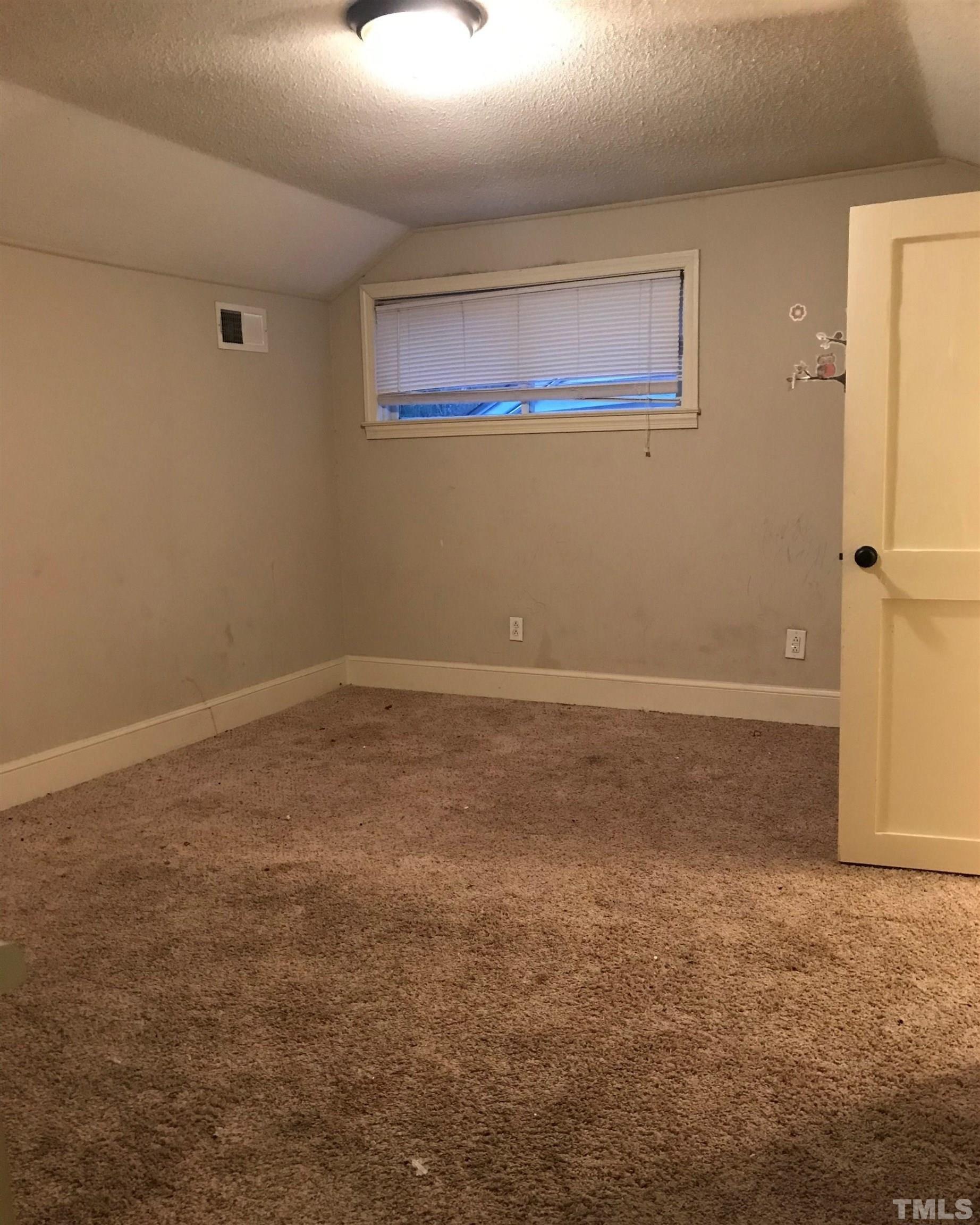 N Orange Ave, Dunn, NC 28334