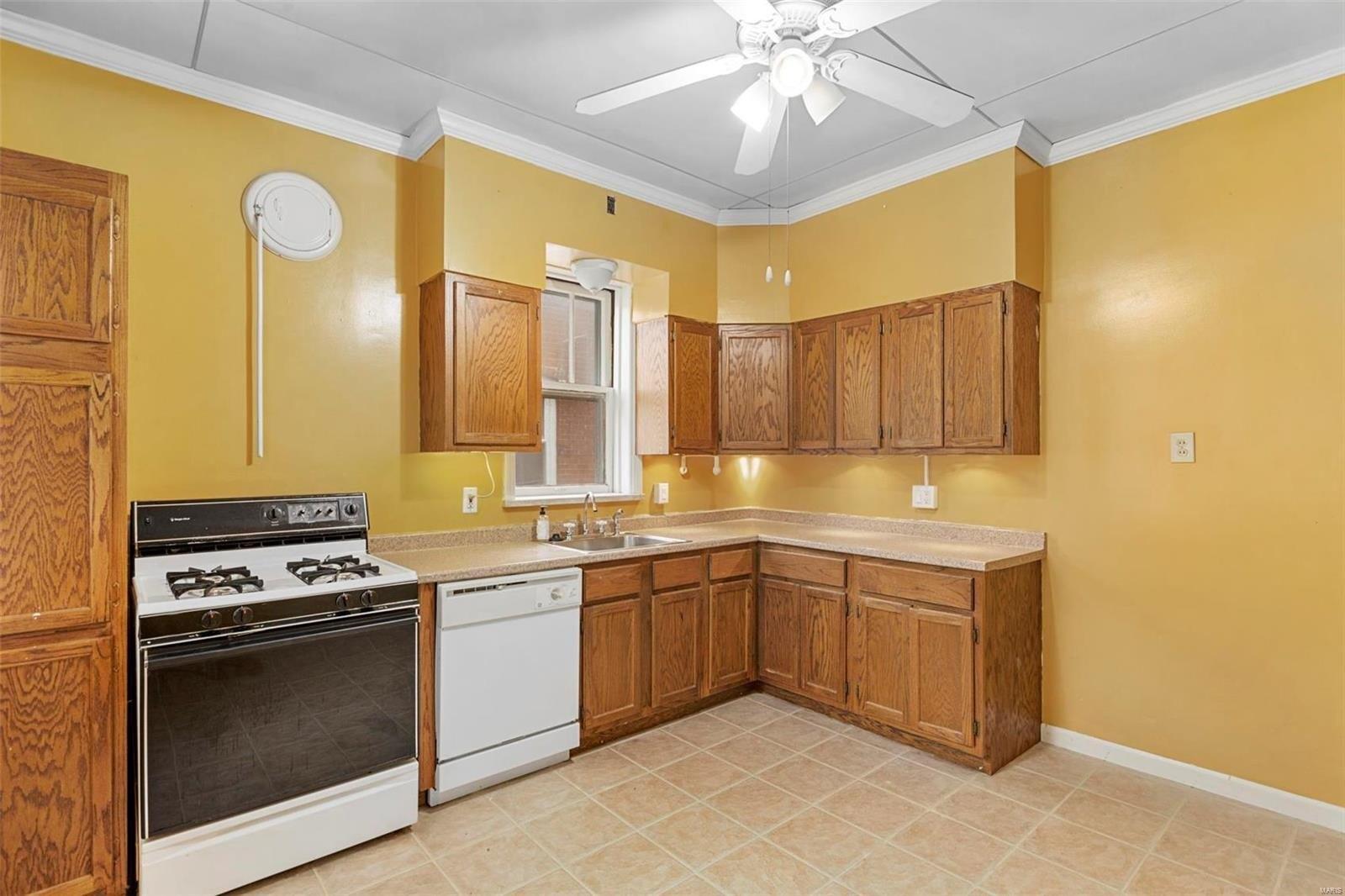 Bonita Ave, Saint Louis, MO 63116
