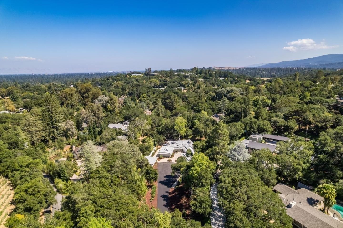 Eleanor Dr, Woodside, CA 94062