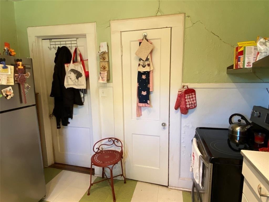E High St, Grand Saline, TX 75140