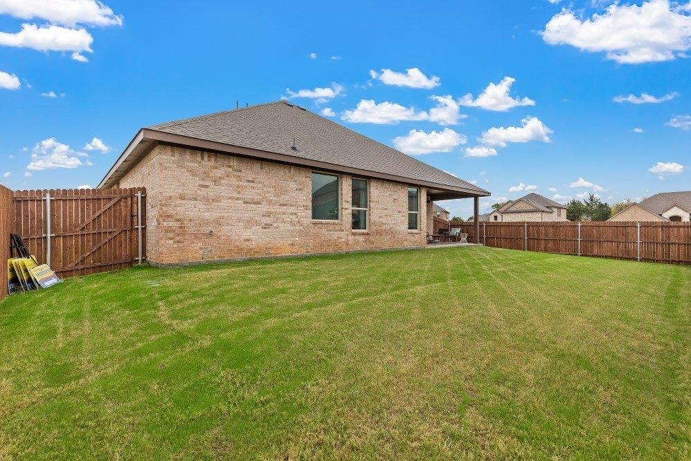 Summer Grove Dr, Midlothian, TX 76065