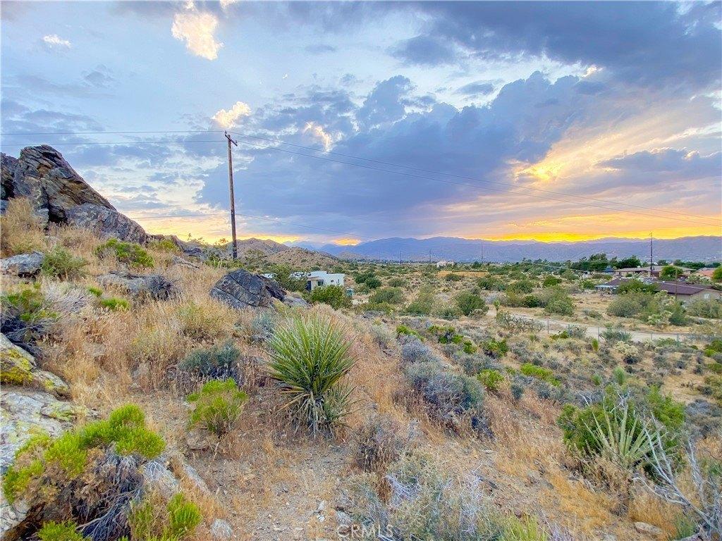 Cortez Dr, Yucca Valley, CA 92284