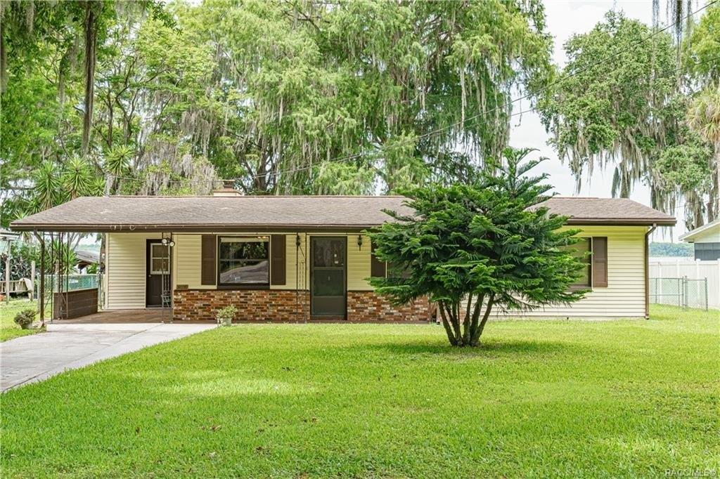 Cr 400, Lake Panasoffkee, FL 33538