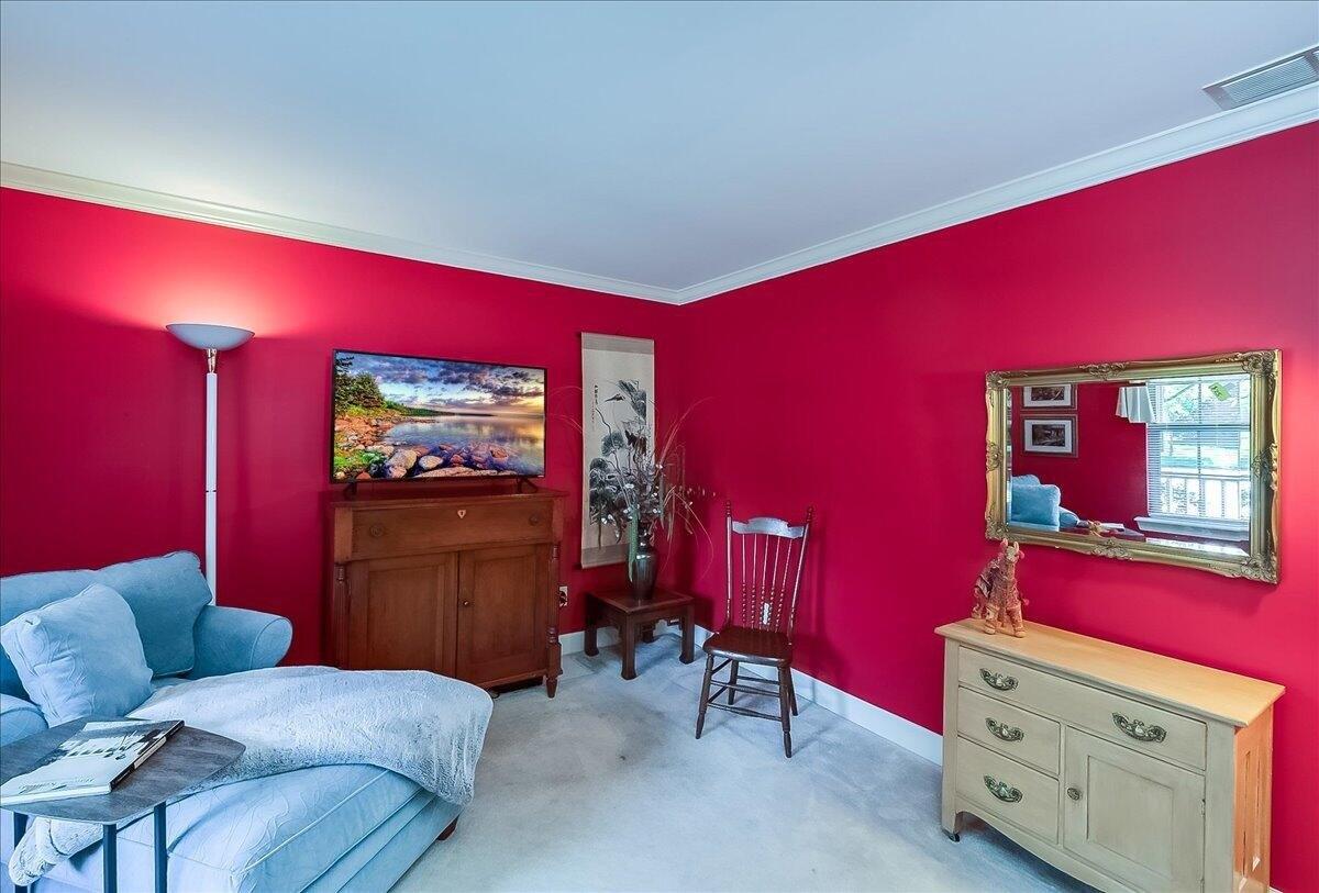 Tabor Oaks Ln, Lexington, KY 40502