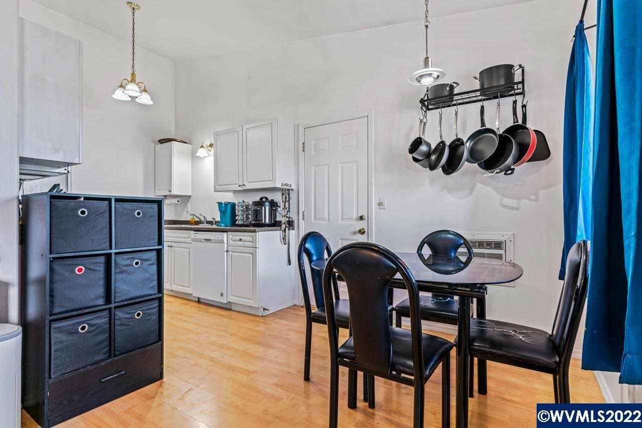 E Lakeview St, Lowell, OR 97452