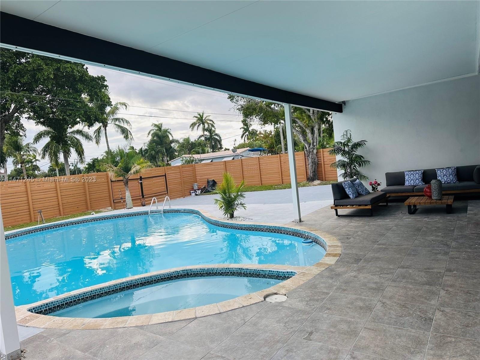 Scott St, Hollywood, FL 33020