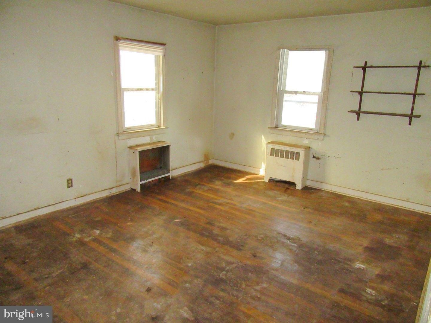 Southampton Rd, Philadelphia, PA 19116