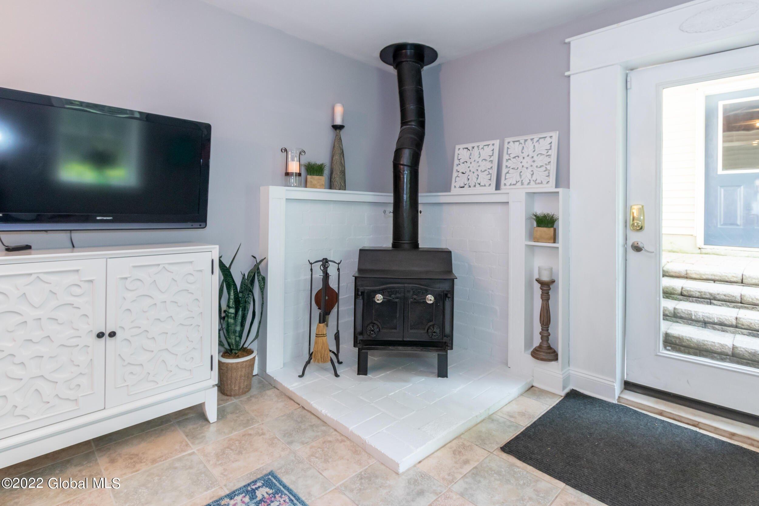 Jack Halloran Rd, Stillwater, NY 12170