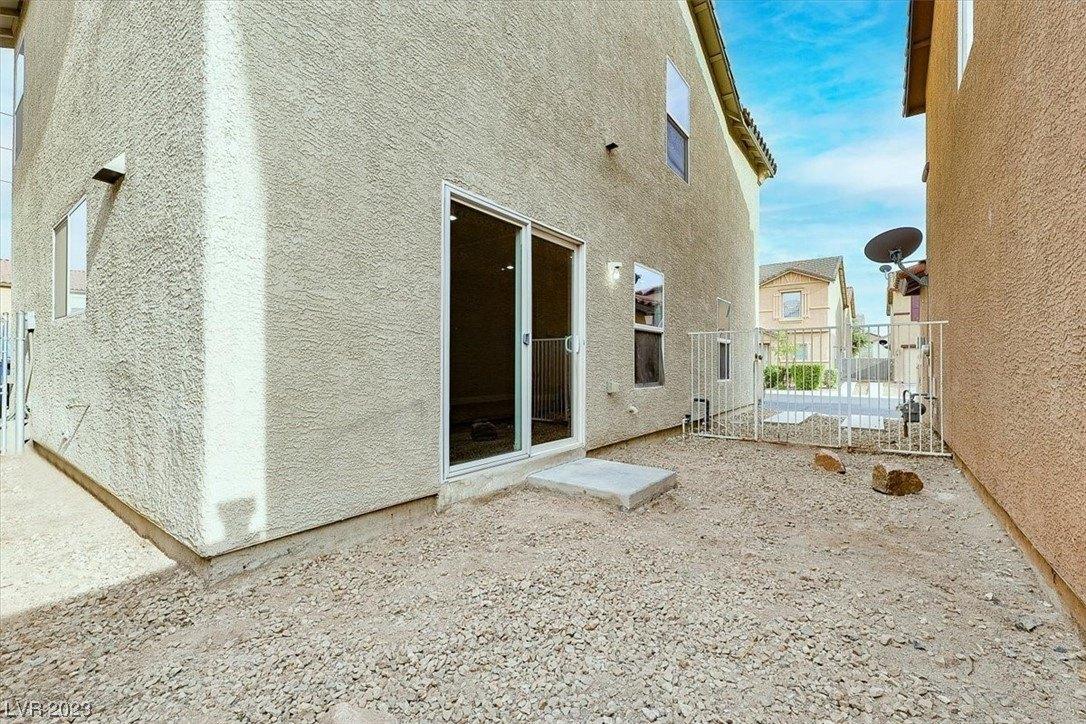Red Raspberry Ct, Las Vegas, NV 89142