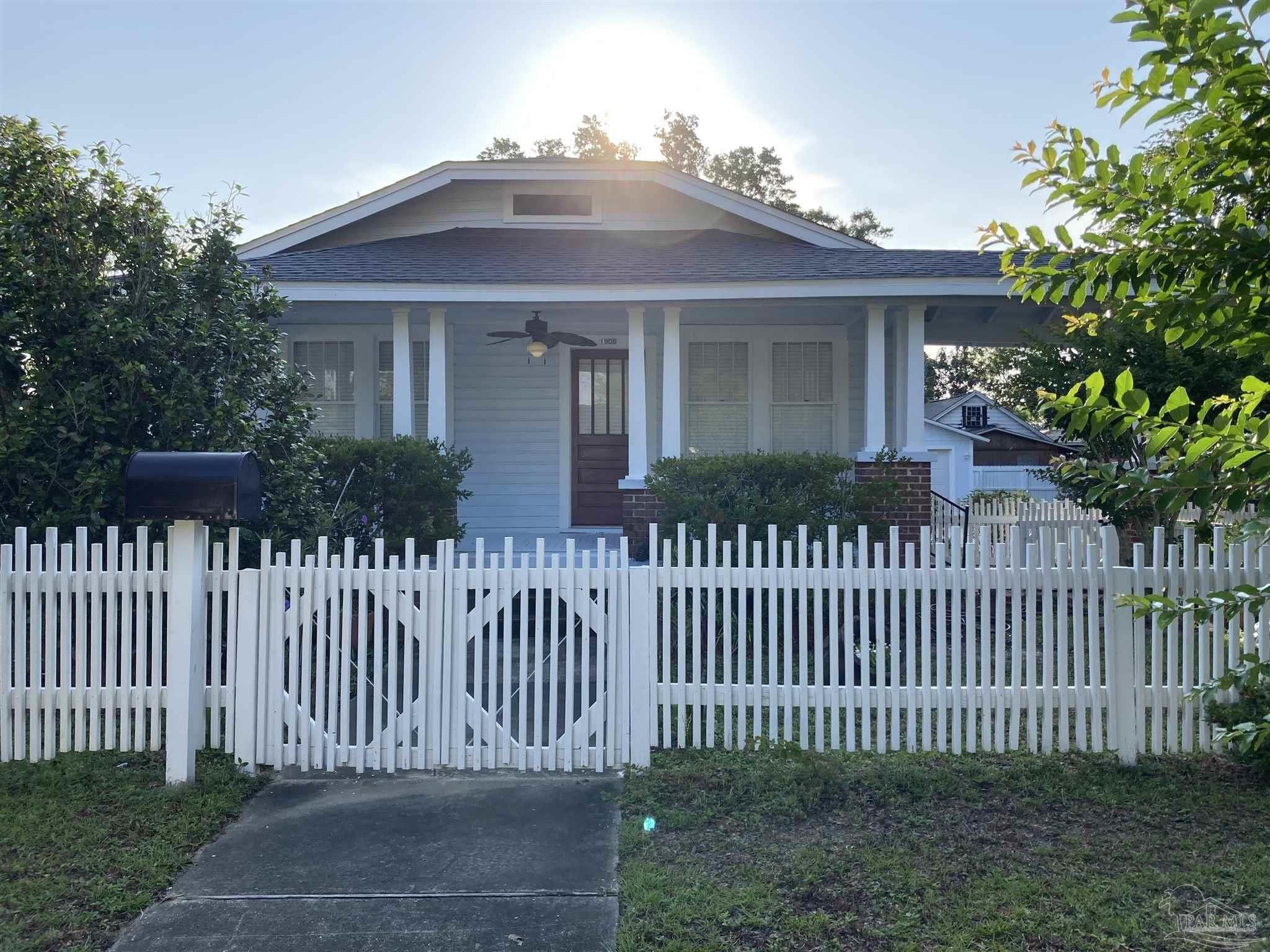 N Spring St, Pensacola, FL 32501