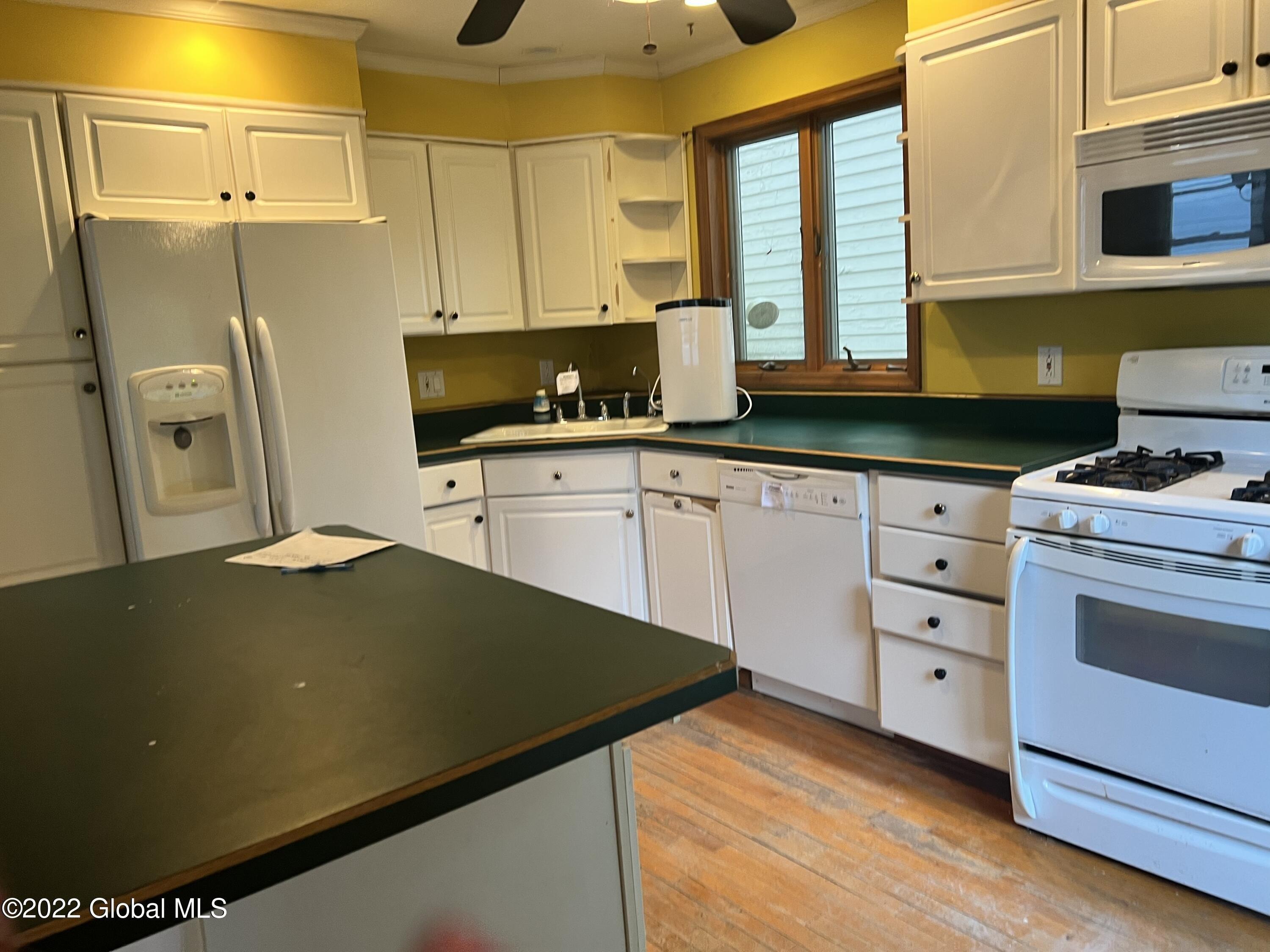 Hawk St, Schenectady, NY 12302