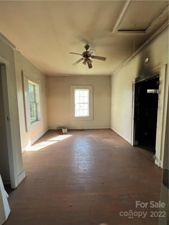 W Jefferson St, Great Falls, SC 29055