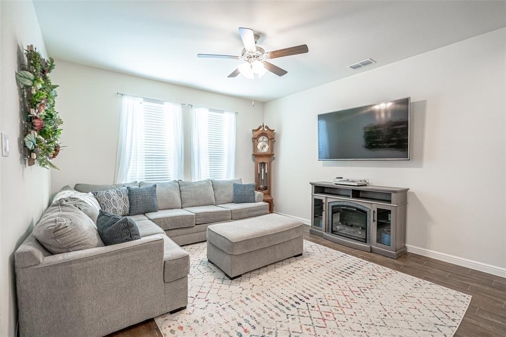 Key Deer Dr, Burleson, TX 76028