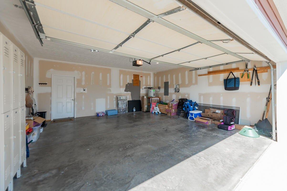 Woods Point Cir, Georgetown, KY 40324