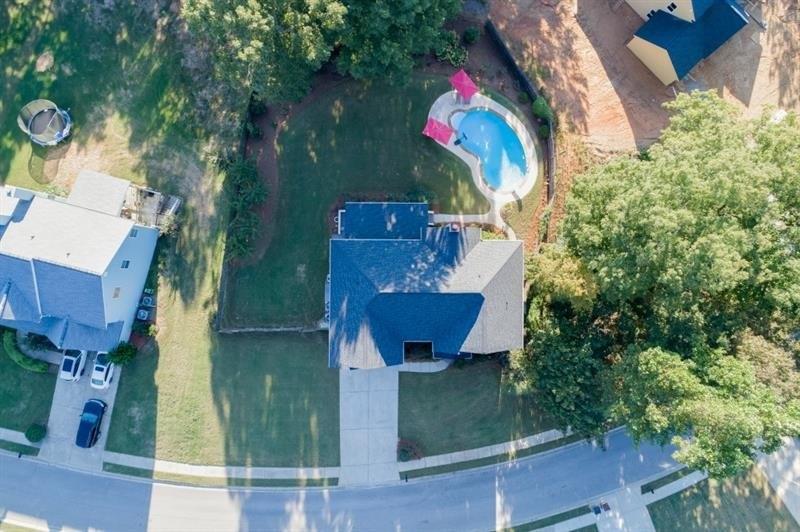 Pleasant Woods Dr, Flowery Branch, GA 30542