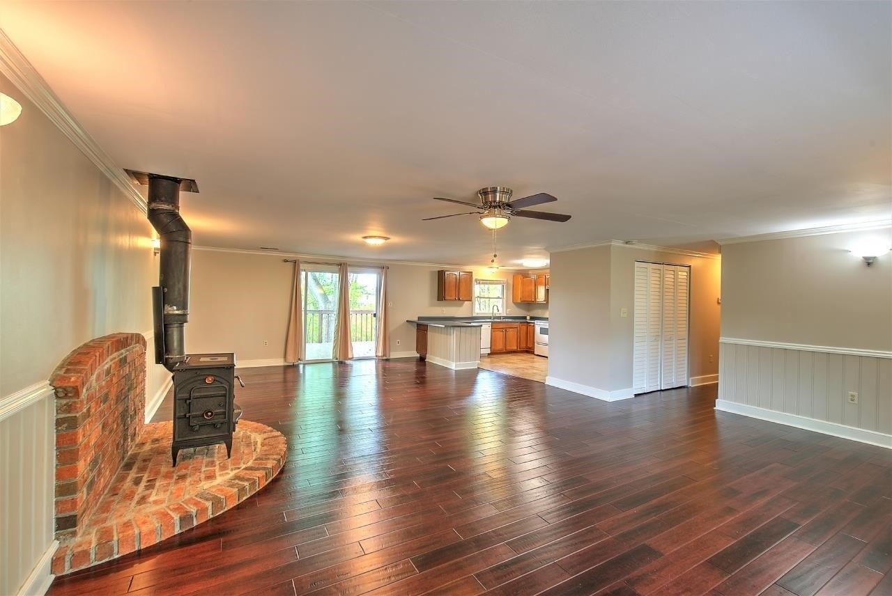 Commodore Dr, Duncan, SC 29334