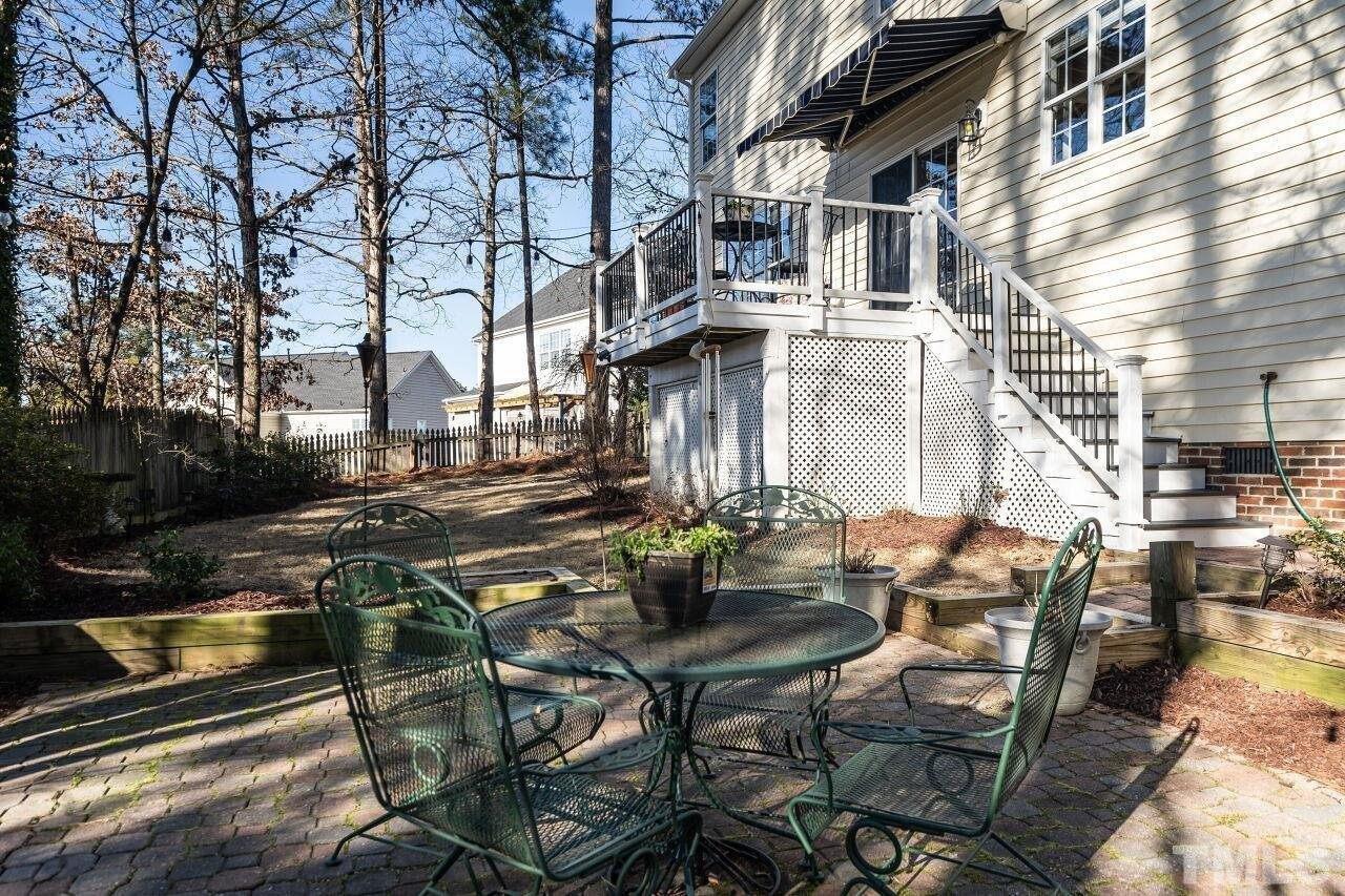 Fairfax Woods Dr, Apex, NC 27502