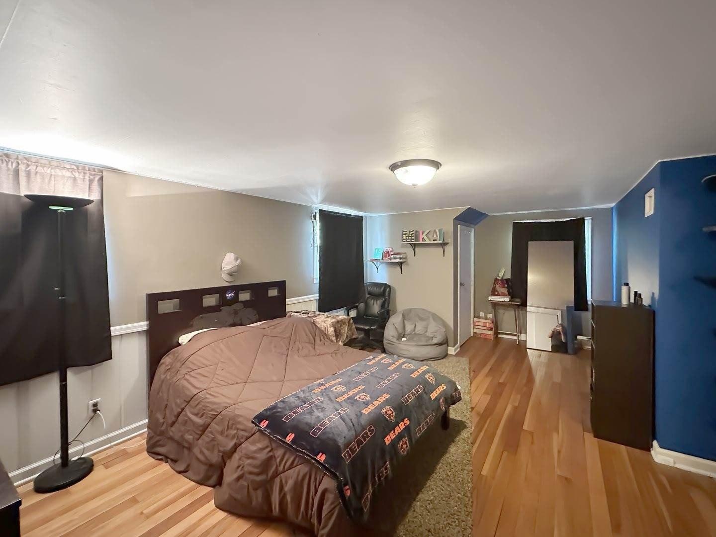 W Stover St, Freeport, IL 61032
