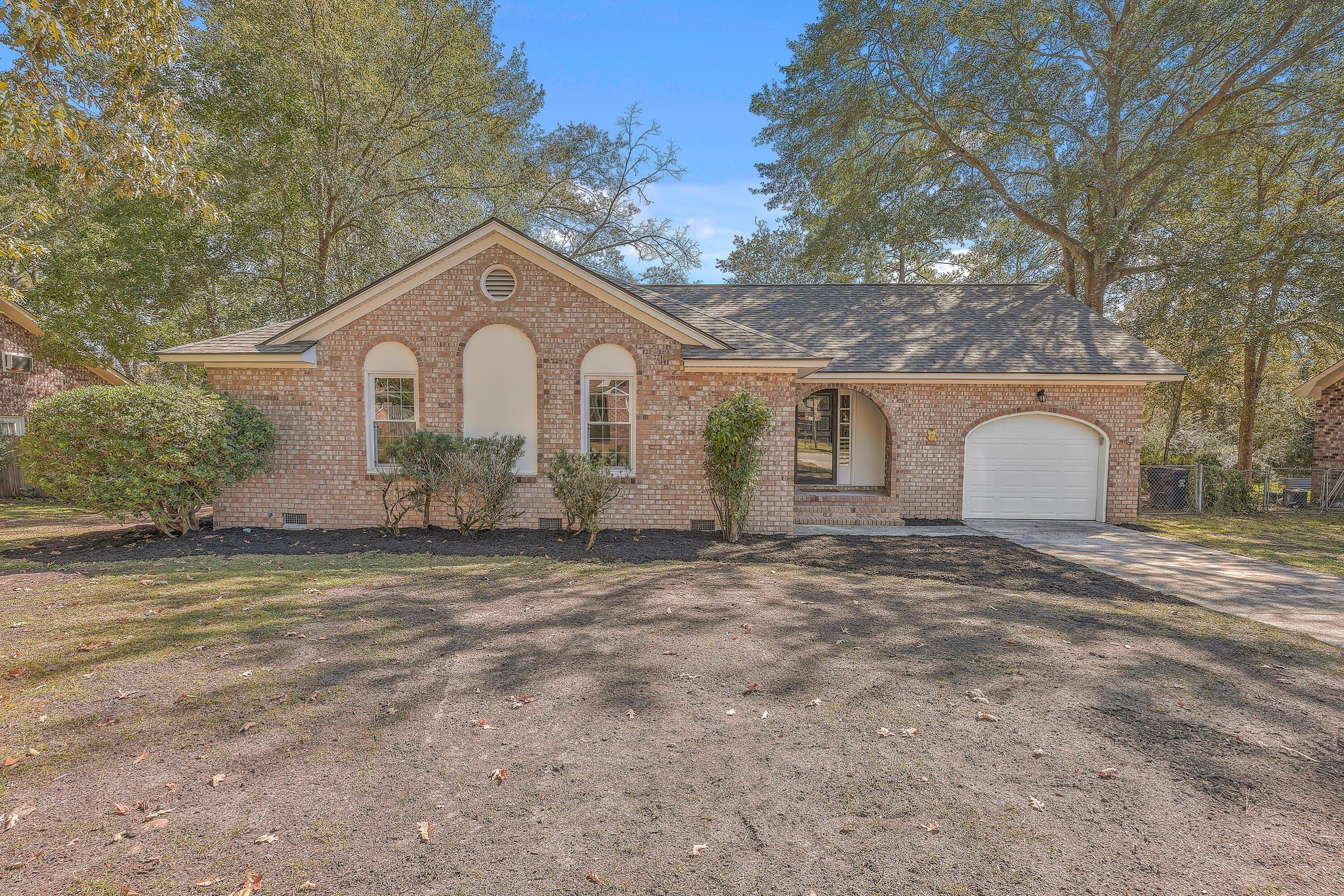 Bramwell Dr, Summerville, SC 29485