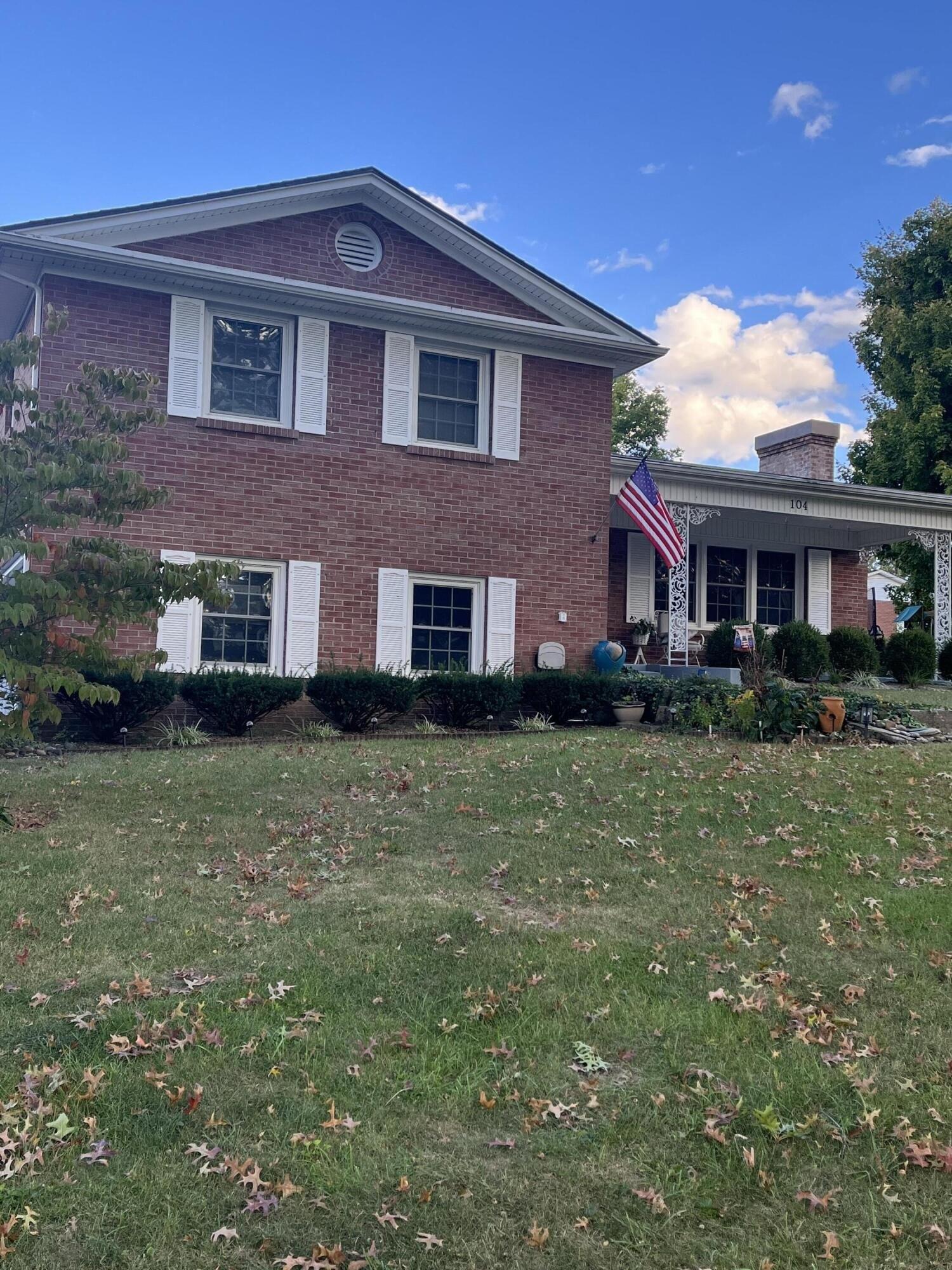 Taylor Dr, Cynthiana, KY 41031