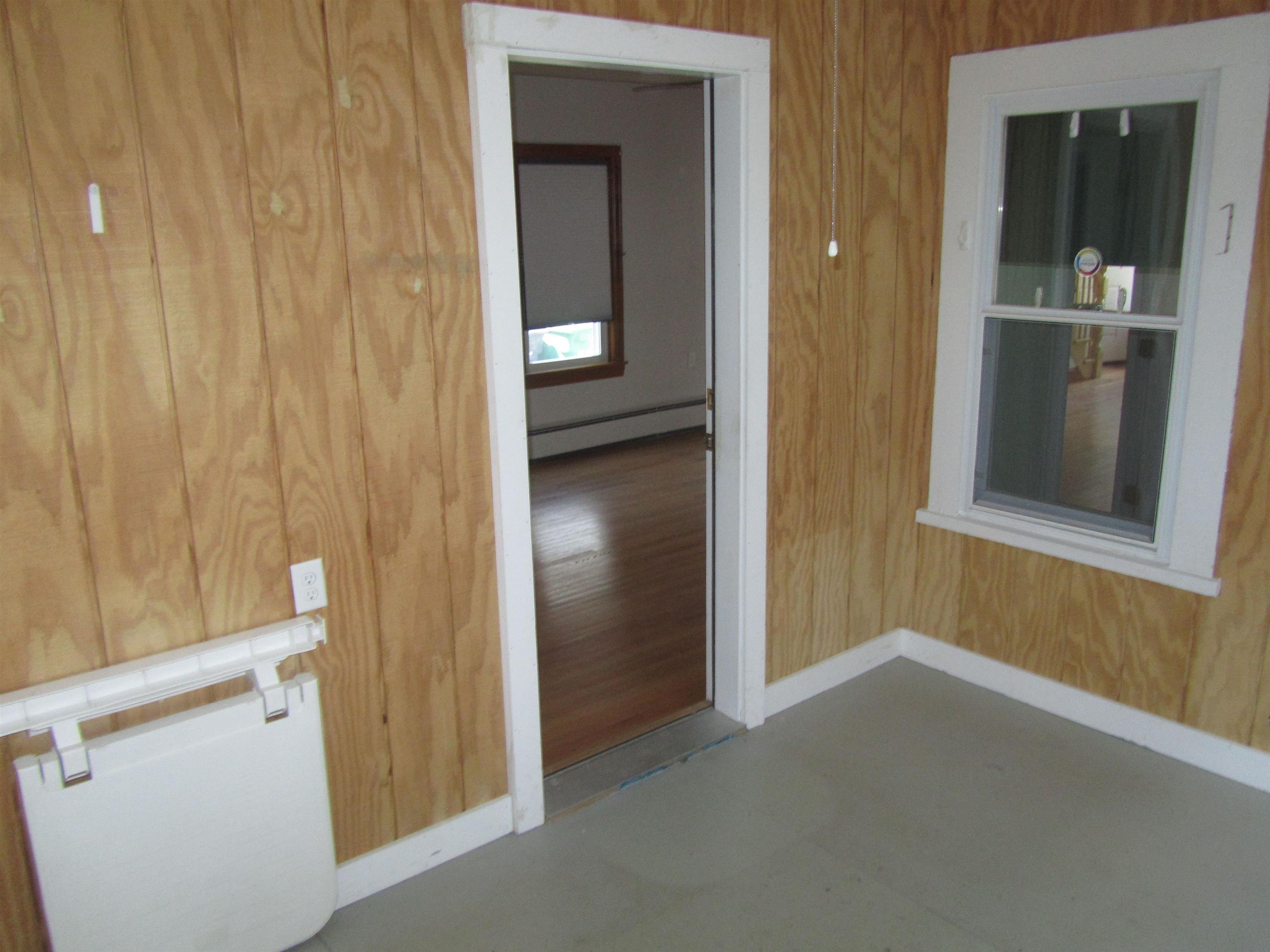 Kinsley St, Nashua, NH 03060
