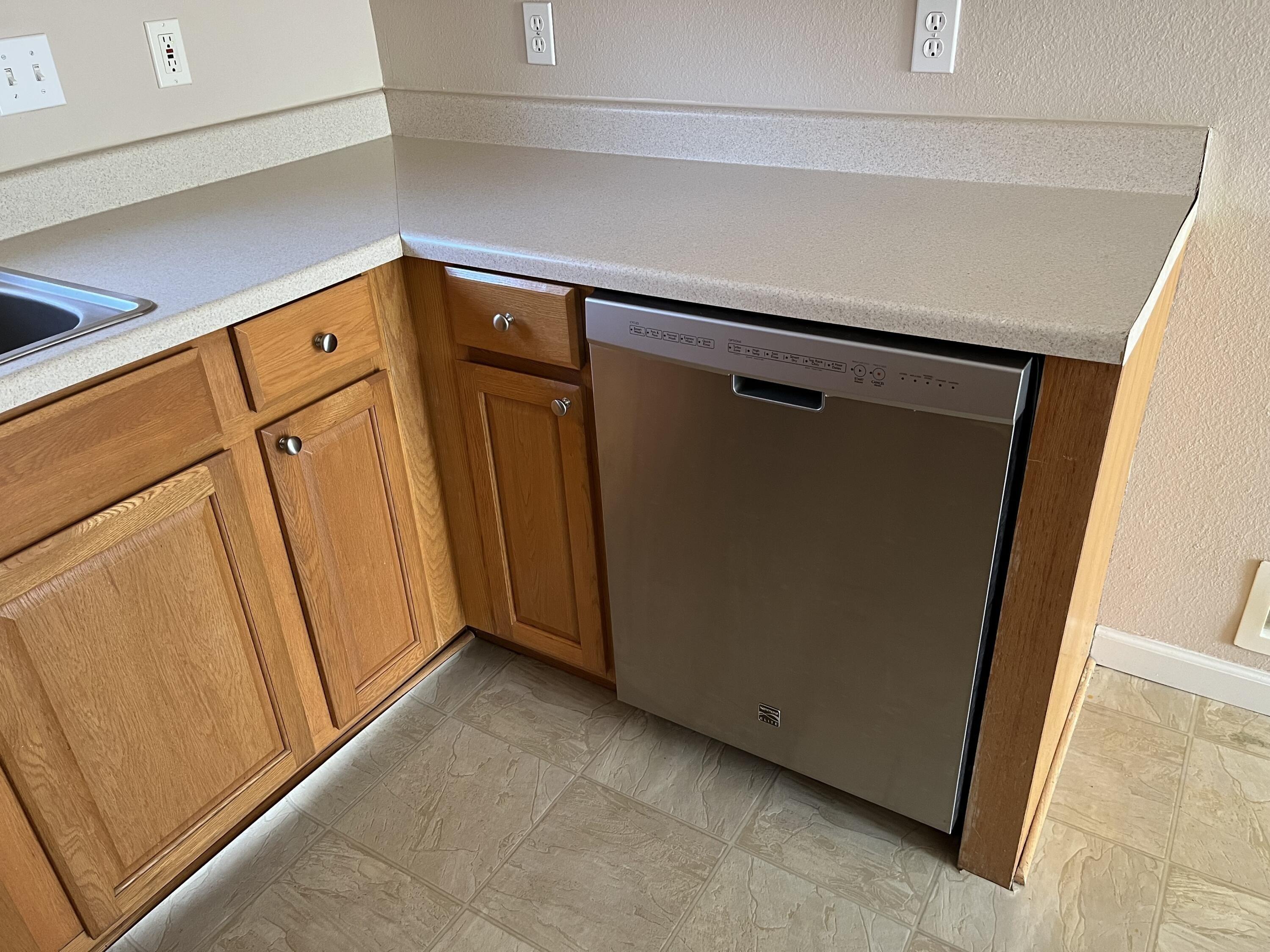 S Cedar Hills Ter, Springfield, MO 65809