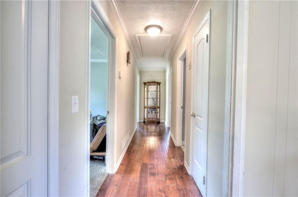Green Acre Ln, Cartersville, GA 30121