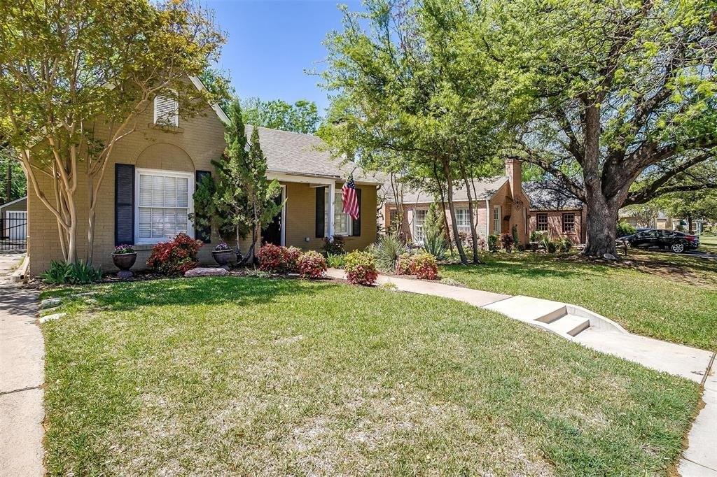 Willing Ave, Fort Worth, TX 76110