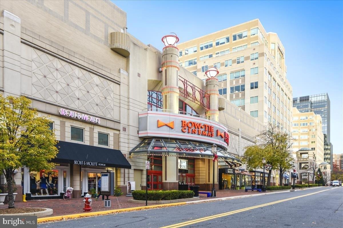 Beacon Pl, Reston, VA 20191