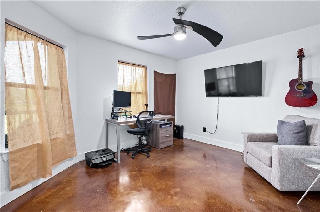 Kaanapali Ln, Bastrop, TX 78602