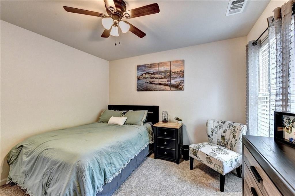 Screech Owl Dr, Flowery Branch, GA 30542