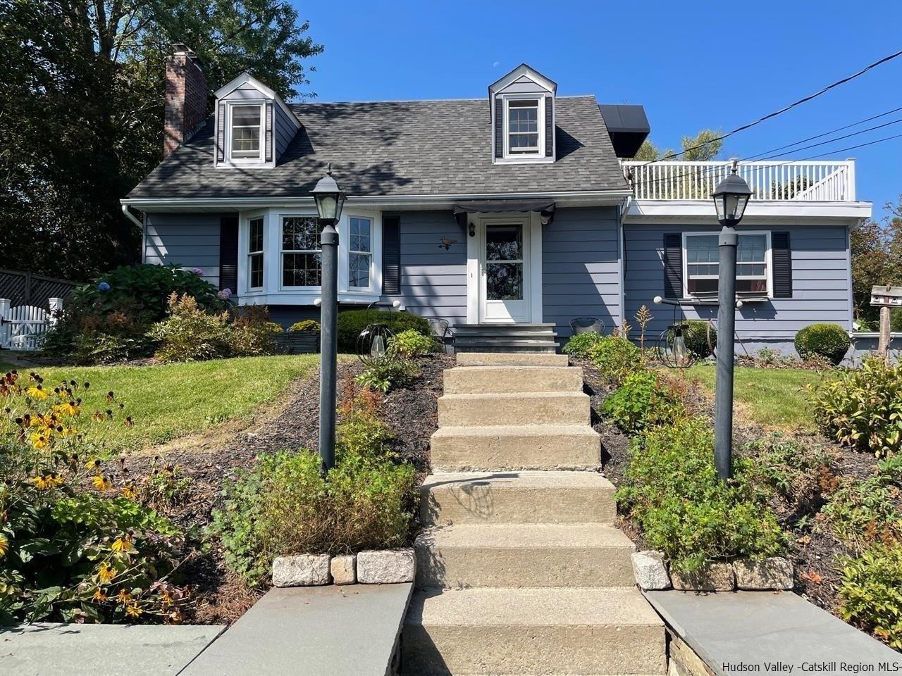 Carter Ave, Newburgh, NY 12550