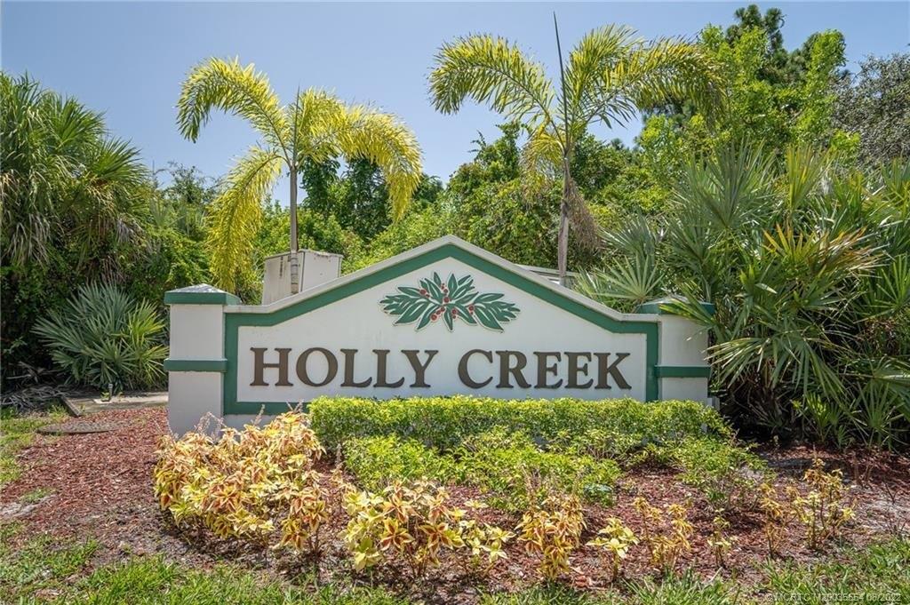Ne Sandalwood Pl, Jensen Beach, FL 34957