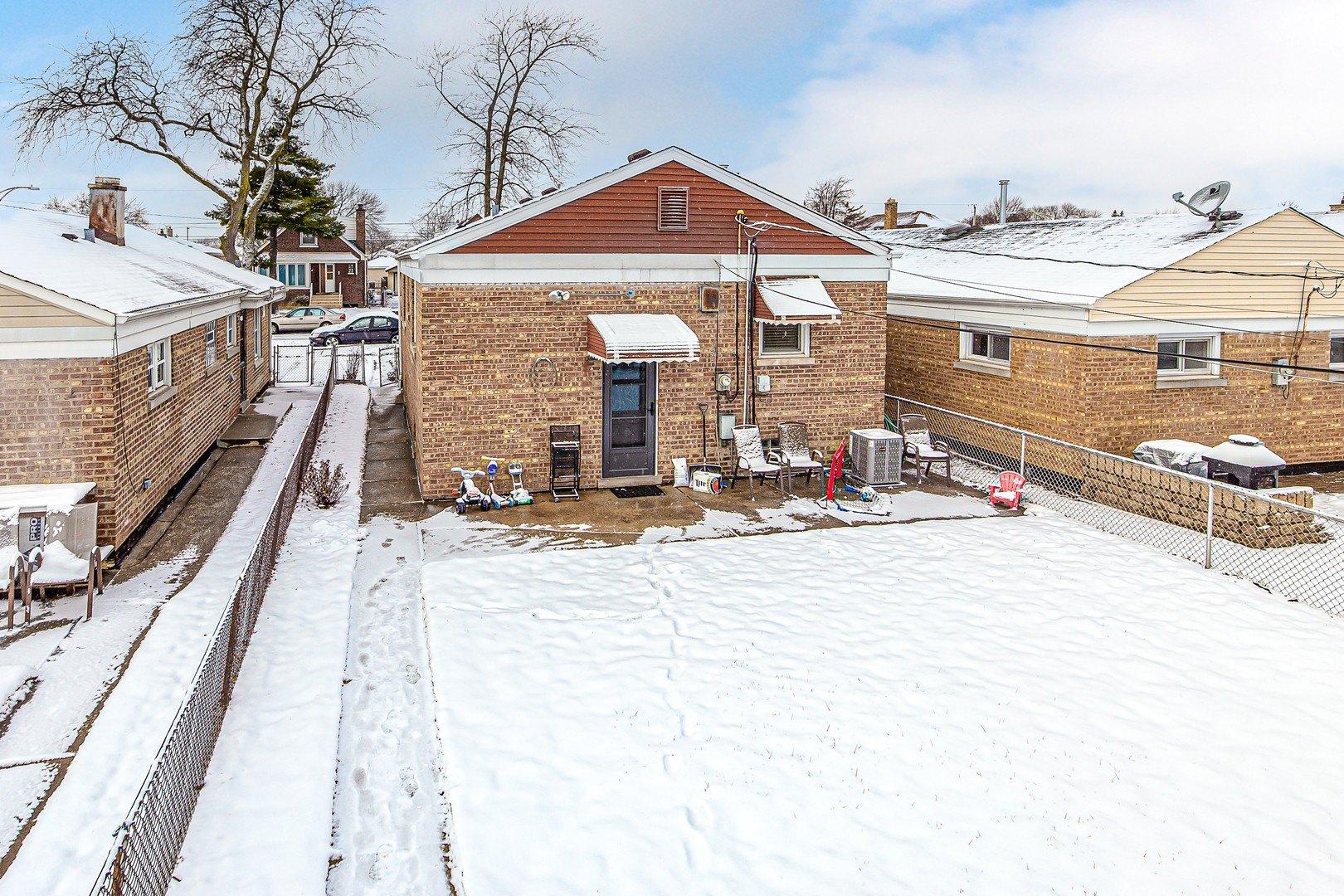 S Monitor Ave, Chicago, IL 60638