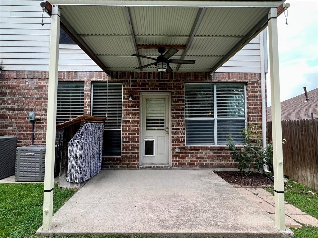 Summit Parc Dr, Dallas, TX 75249