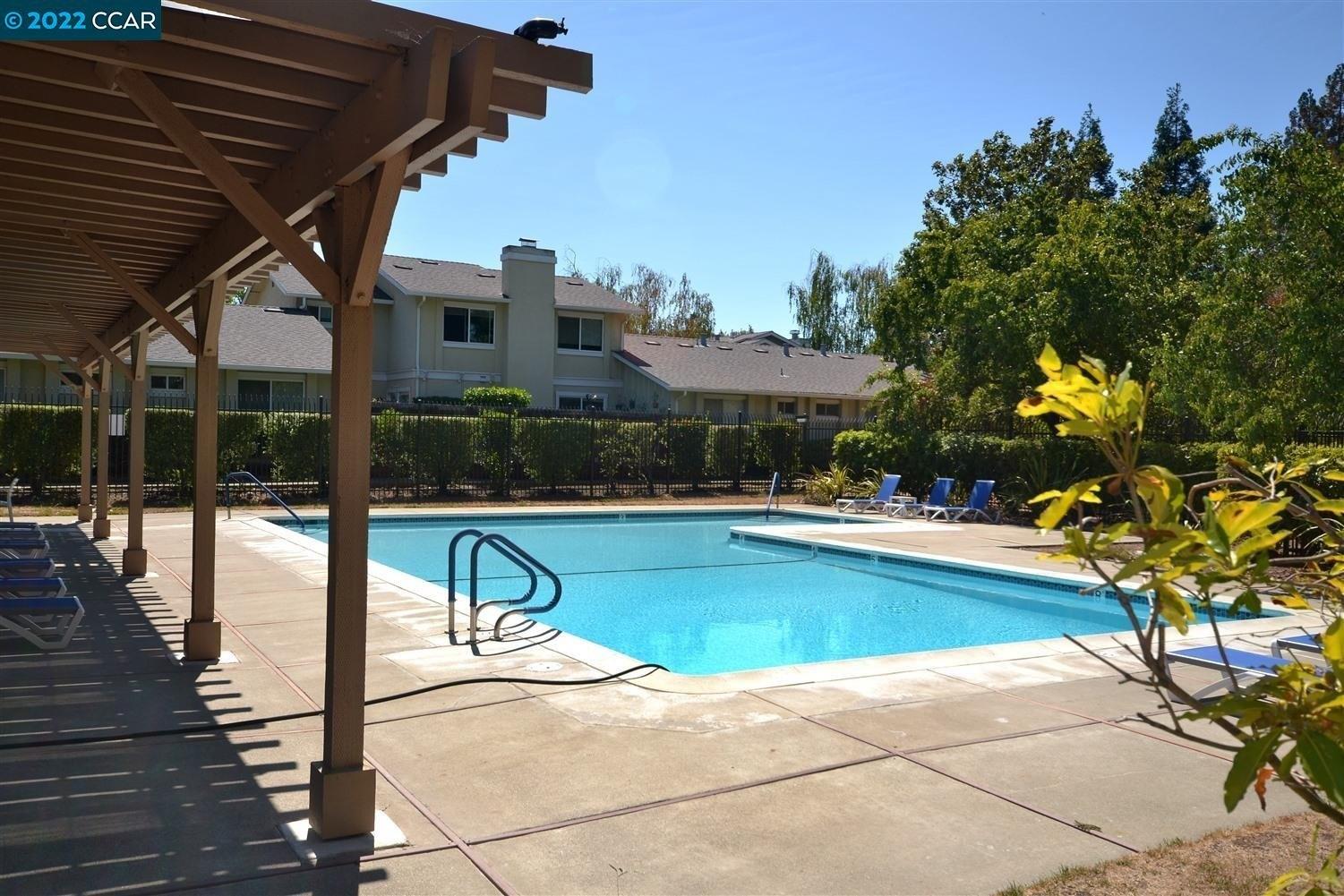 Fountainhead Ct, Martinez, CA 94553