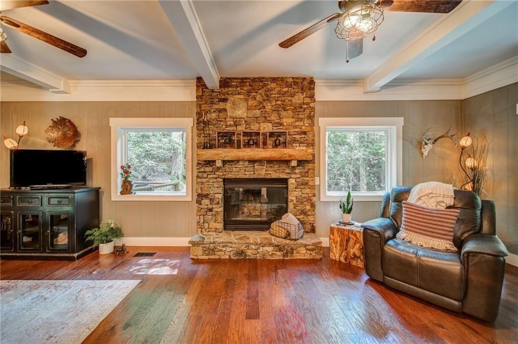 Huckleberry Cove Rd, Jasper, GA 30143