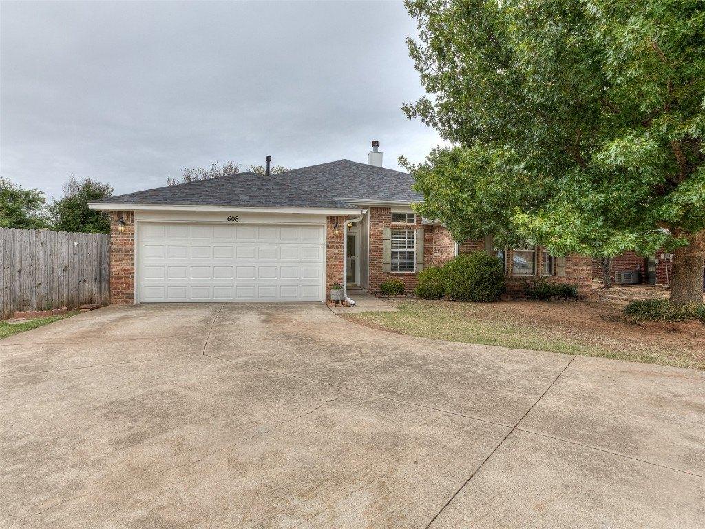 Nw 174th St, Edmond, OK 73012