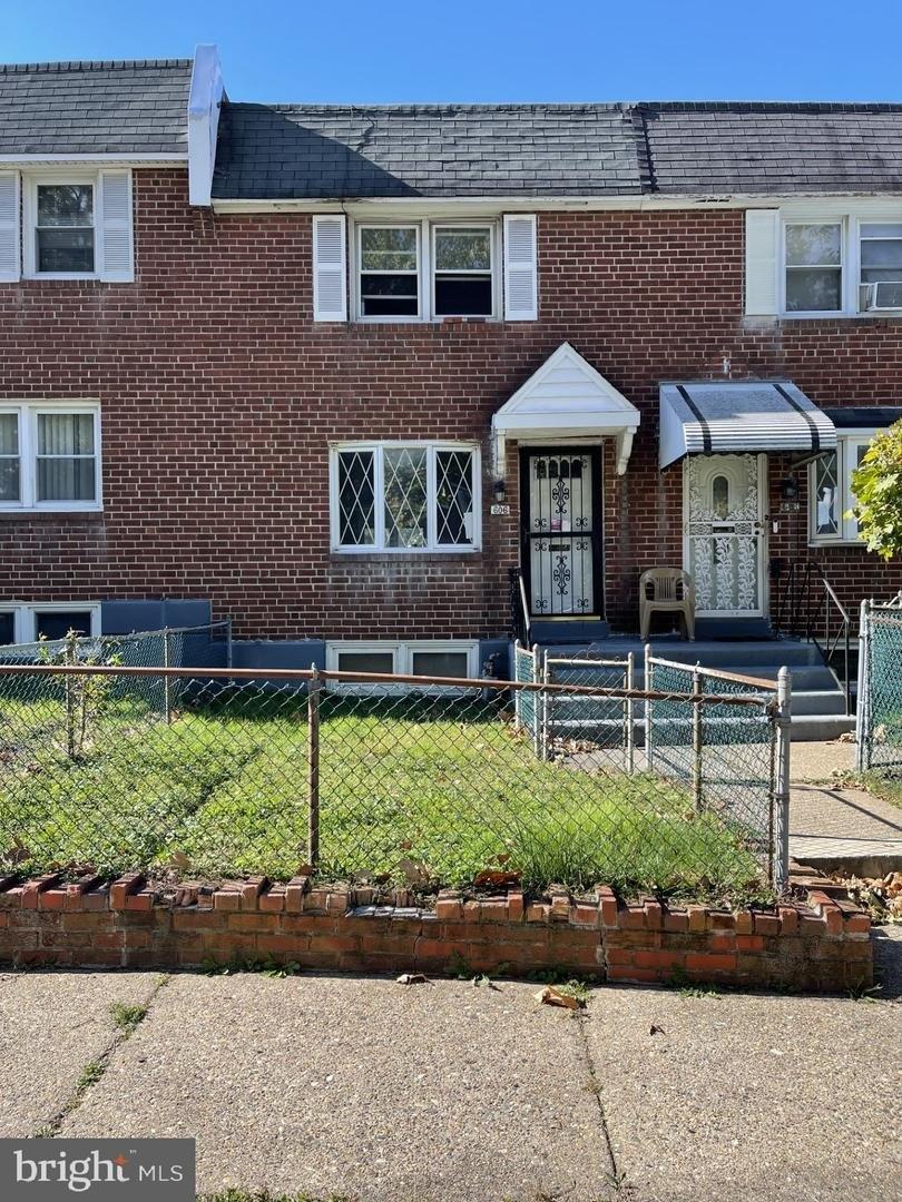 Norris St, Chester, PA 19013