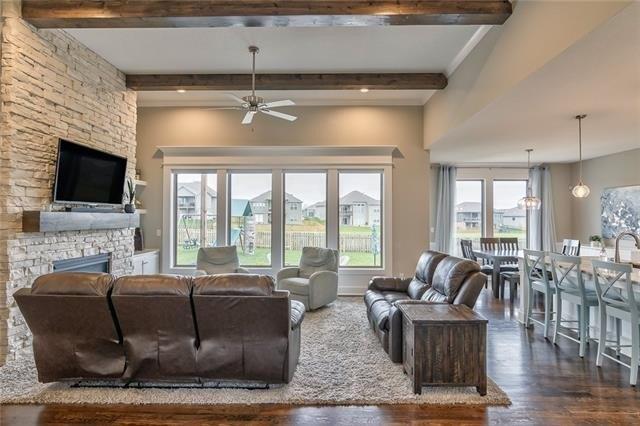 Sw River Trail Rd, Lees Summit, MO 64082