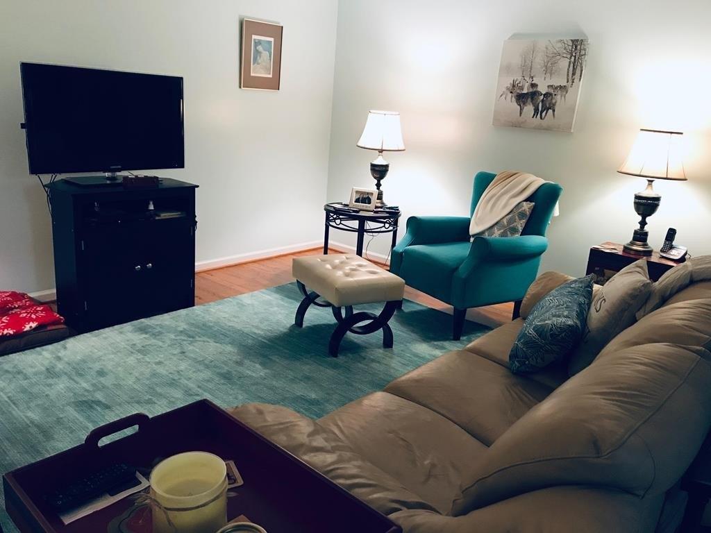 Poinsettia Pl S, Sparta, GA 31087
