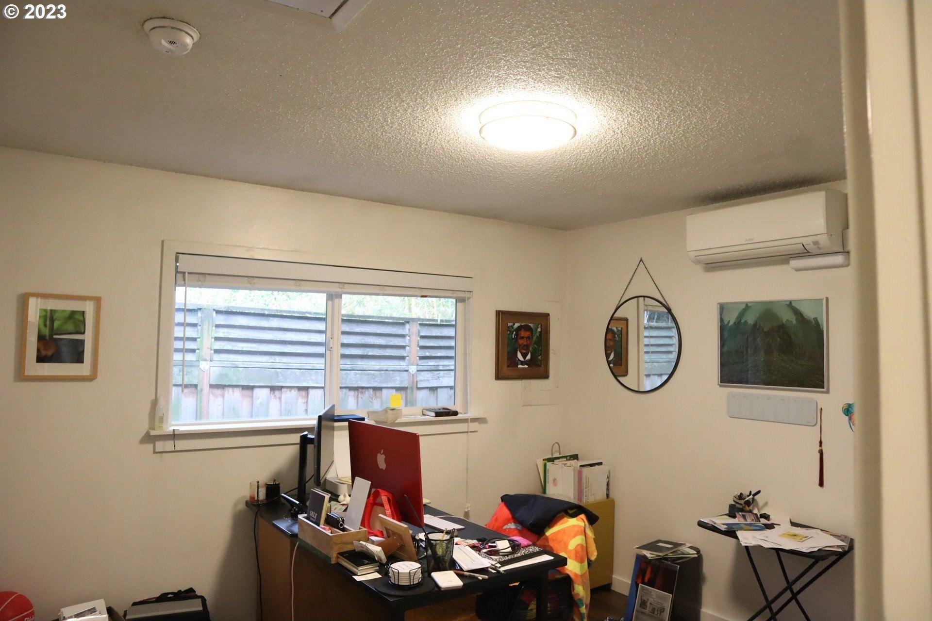 Ne Everett St, Portland, OR 97232