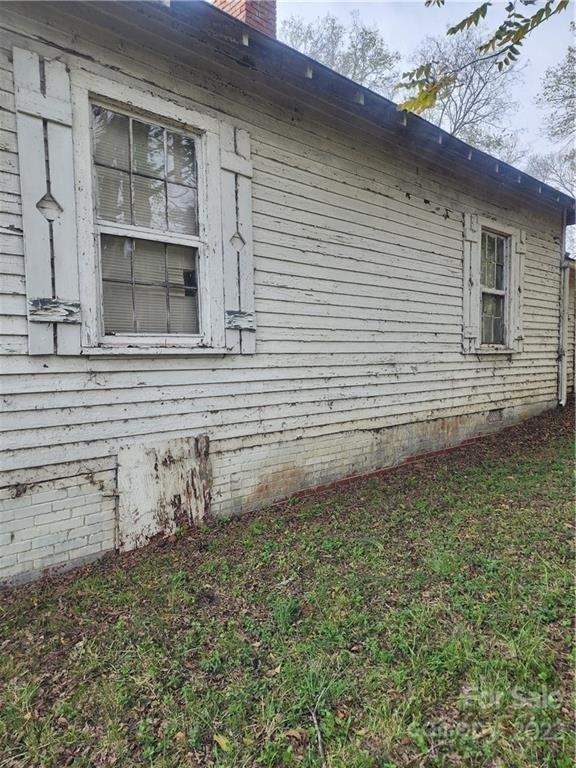 South Ave, Lancaster, SC 29720