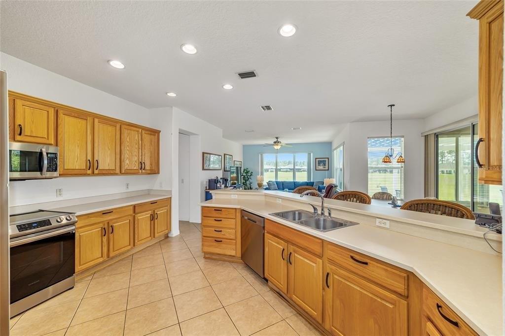 Se 118th Ln, Summerfield, FL 34491