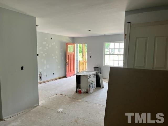 Red Bud Cir, Henderson, NC 27536